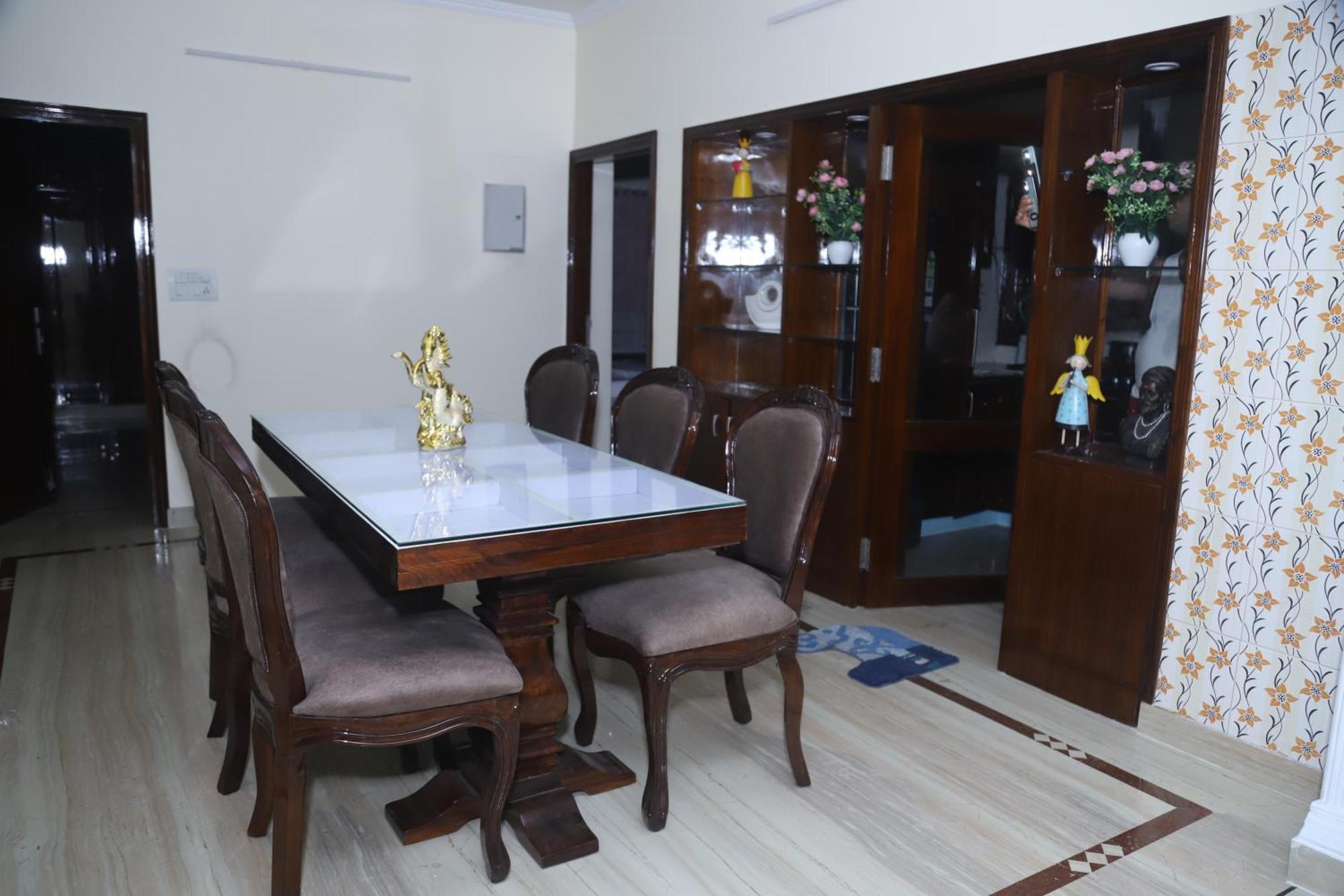 Divine India Service Apartment 3Bhk,B57 Sarita Vihar,Apollo Nowe Delhi Zewnętrze zdjęcie