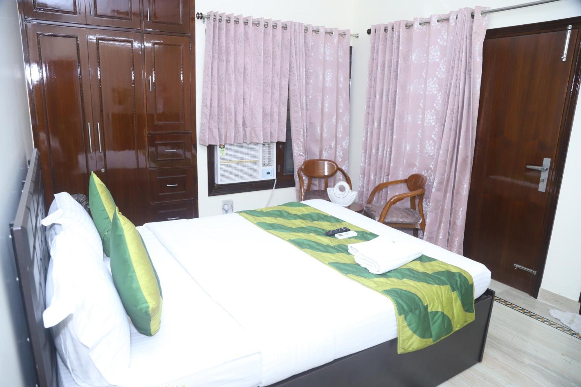 Divine India Service Apartment 3Bhk,B57 Sarita Vihar,Apollo Nowe Delhi Zewnętrze zdjęcie