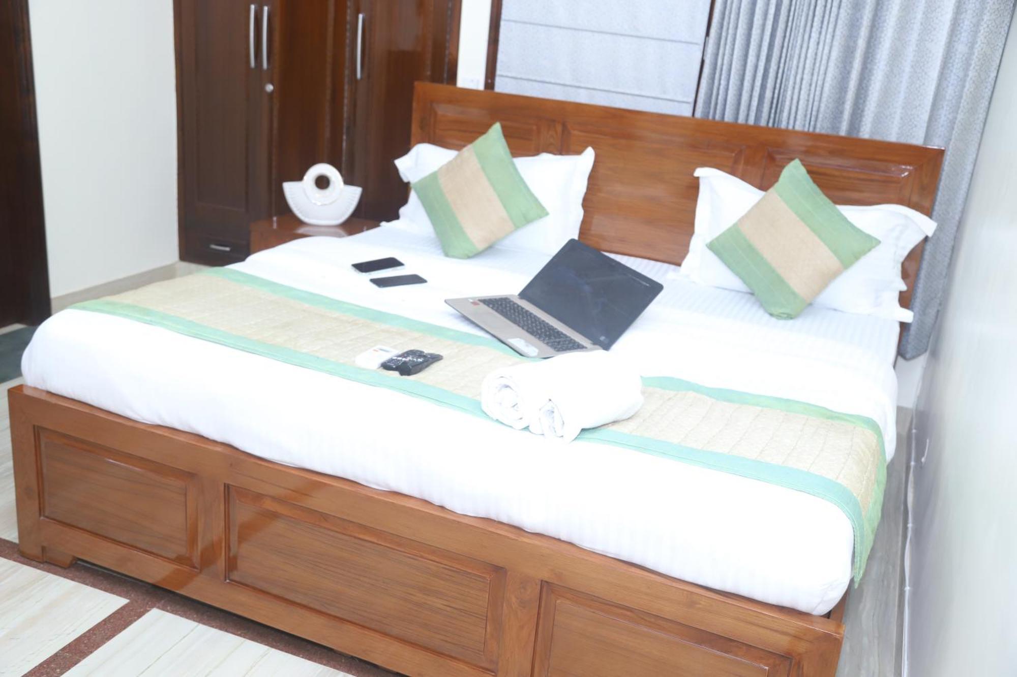 Divine India Service Apartment 3Bhk,B57 Sarita Vihar,Apollo Nowe Delhi Zewnętrze zdjęcie